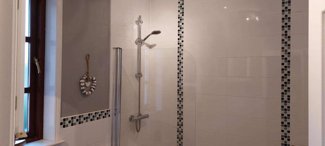 The Lighthouse Loft Apartment Whitehead ภายนอก รูปภาพ