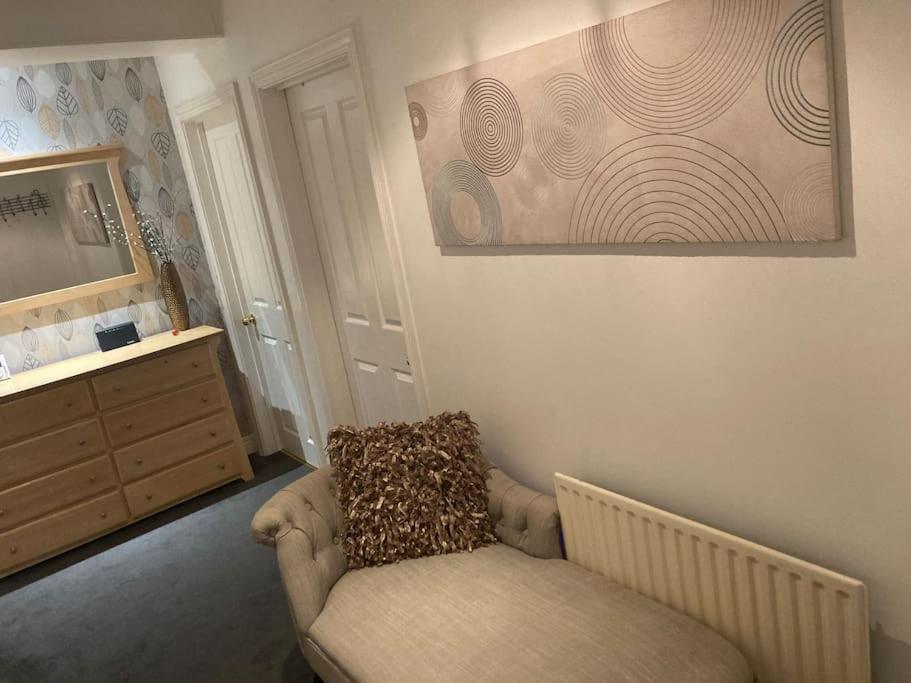 The Lighthouse Loft Apartment Whitehead ภายนอก รูปภาพ