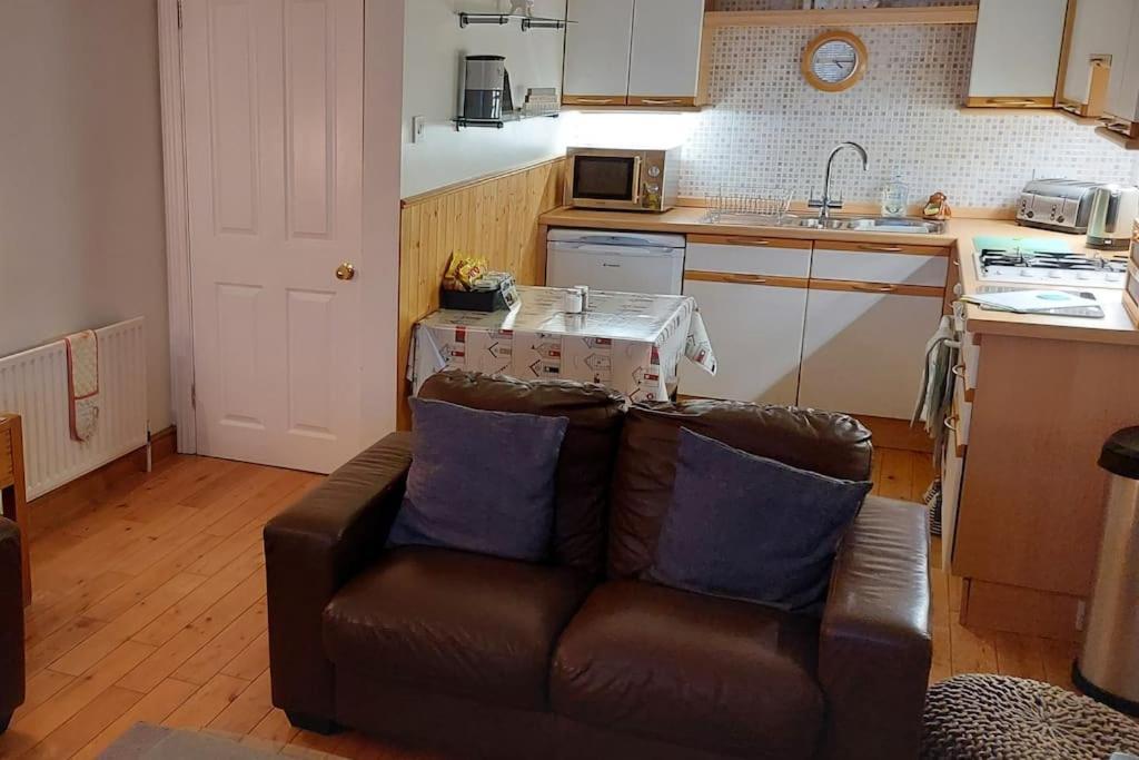 The Lighthouse Loft Apartment Whitehead ภายนอก รูปภาพ